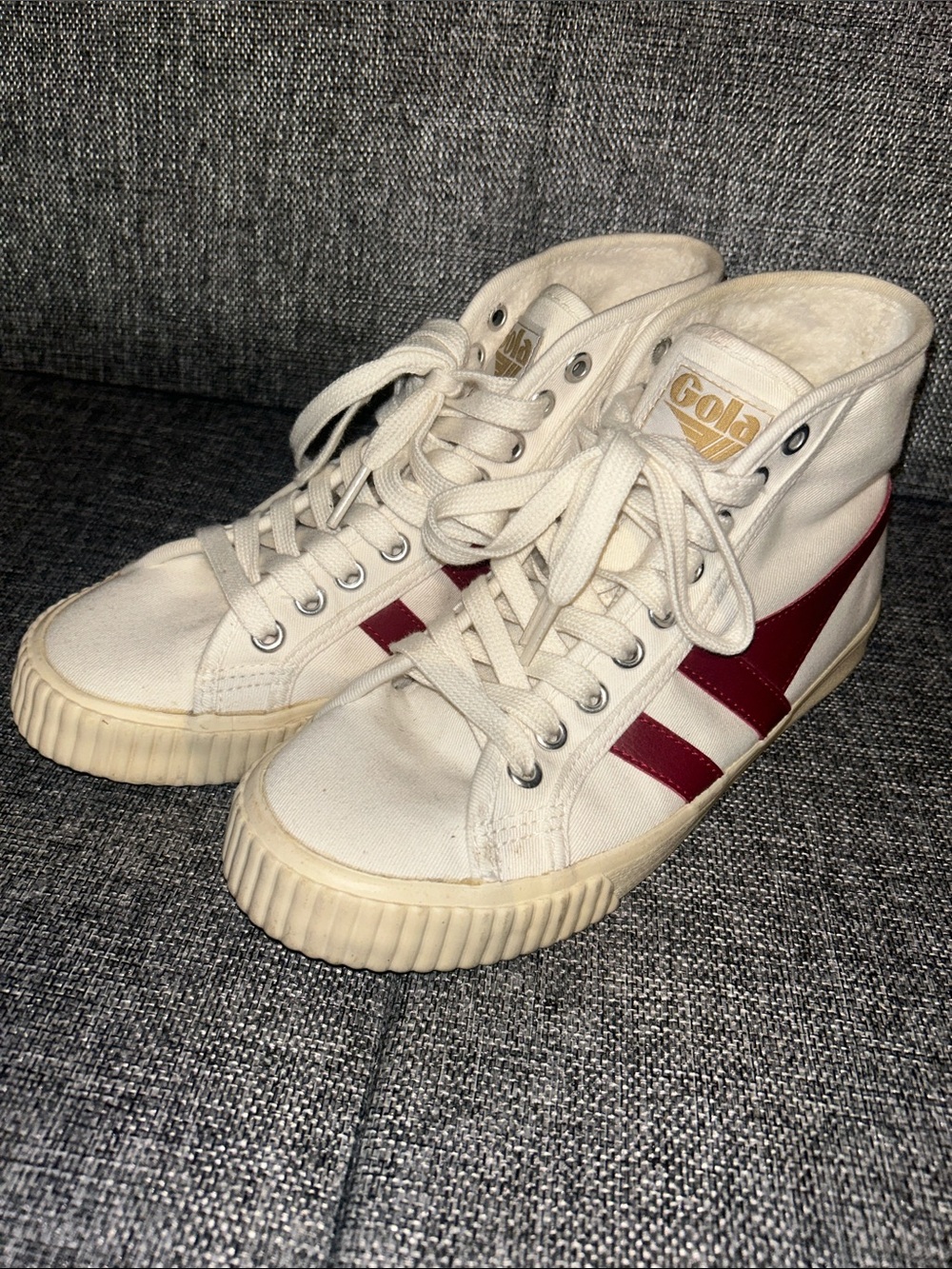 Gola High-Top Sneakers in White with Red Accents - Picture 2 of 8